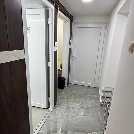 Lucky Apartment *